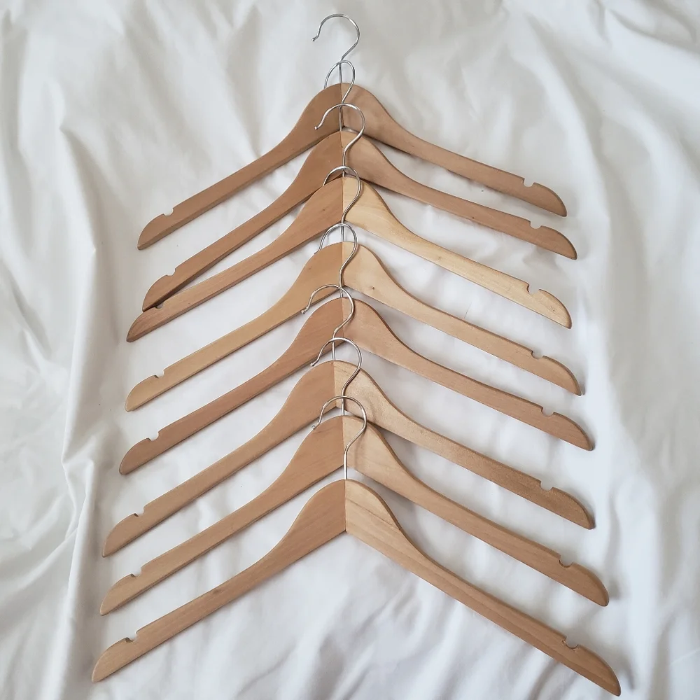 SET OF 8 ANGLED WOODEN HANGERS